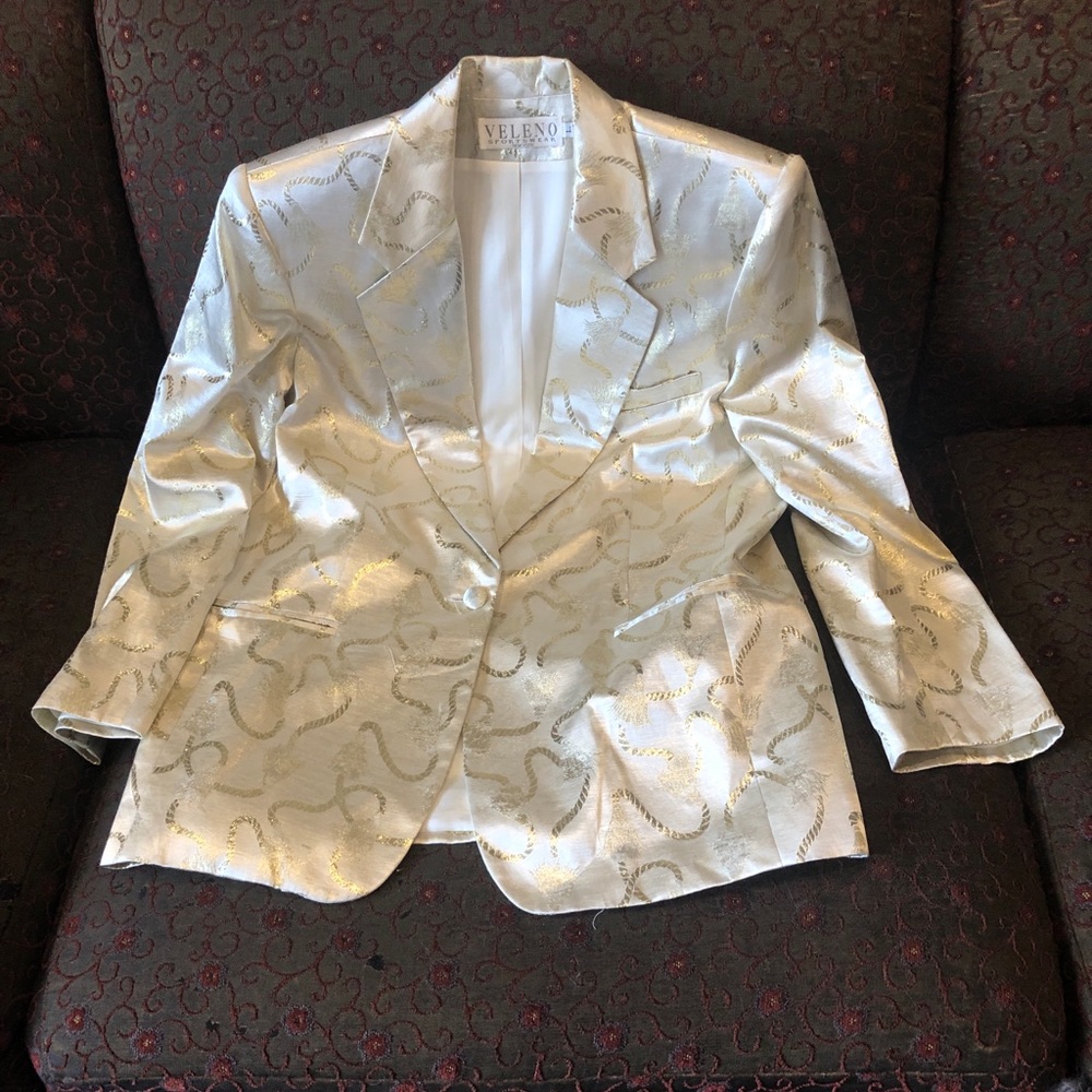 Pearl and gold embroidered blazer